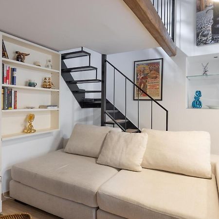 Musician Apartment Colosseo With Piano Rome Bagian luar foto