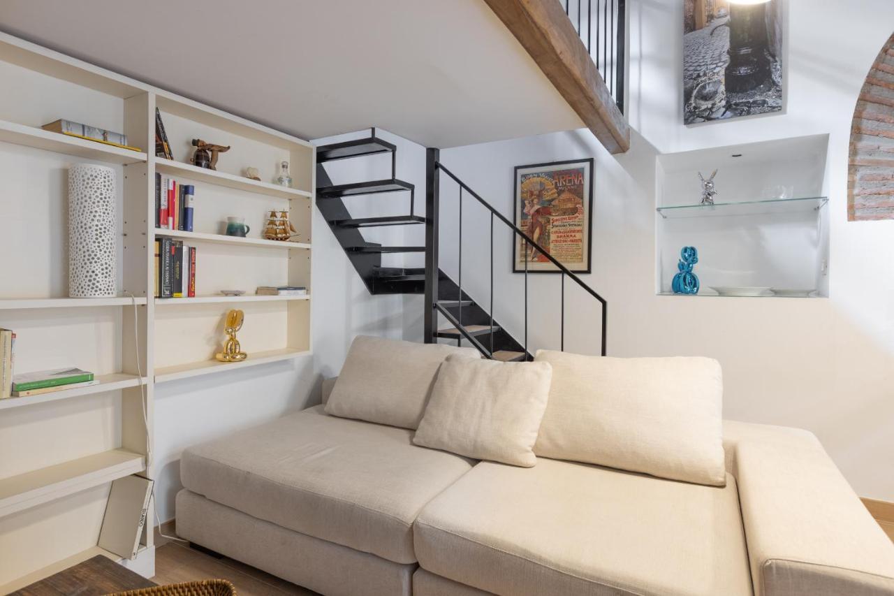 Musician Apartment Colosseo With Piano Rome Bagian luar foto