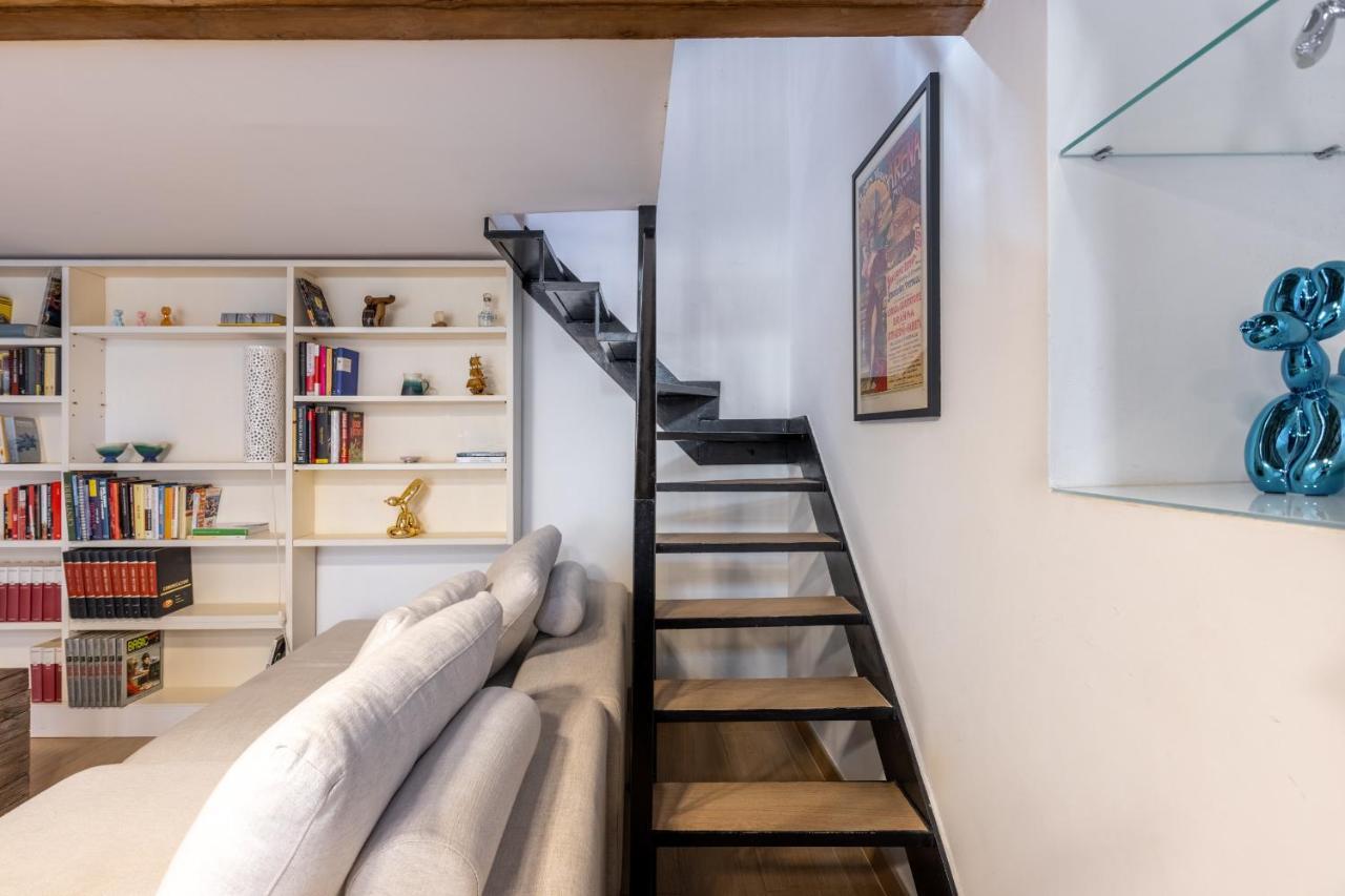 Musician Apartment Colosseo With Piano Rome Bagian luar foto